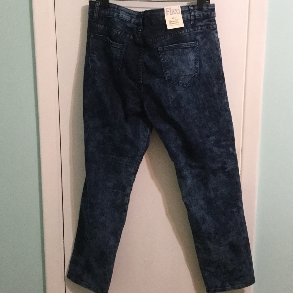 Flaxi: Women’s Tie Dye Moto Jeans - Picture 3 of 6